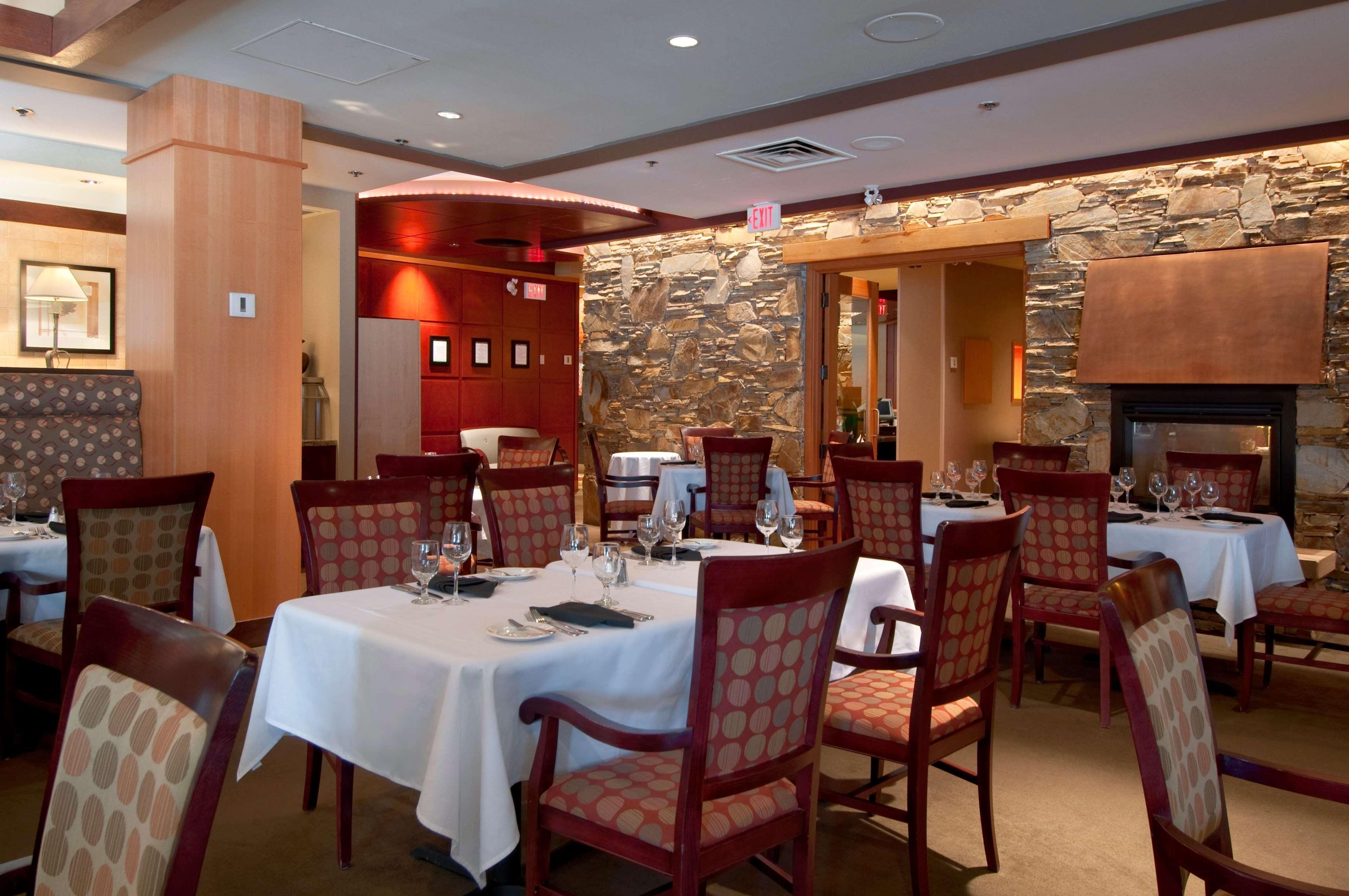 Hilton Whistler Resort & Spa Экстерьер фото