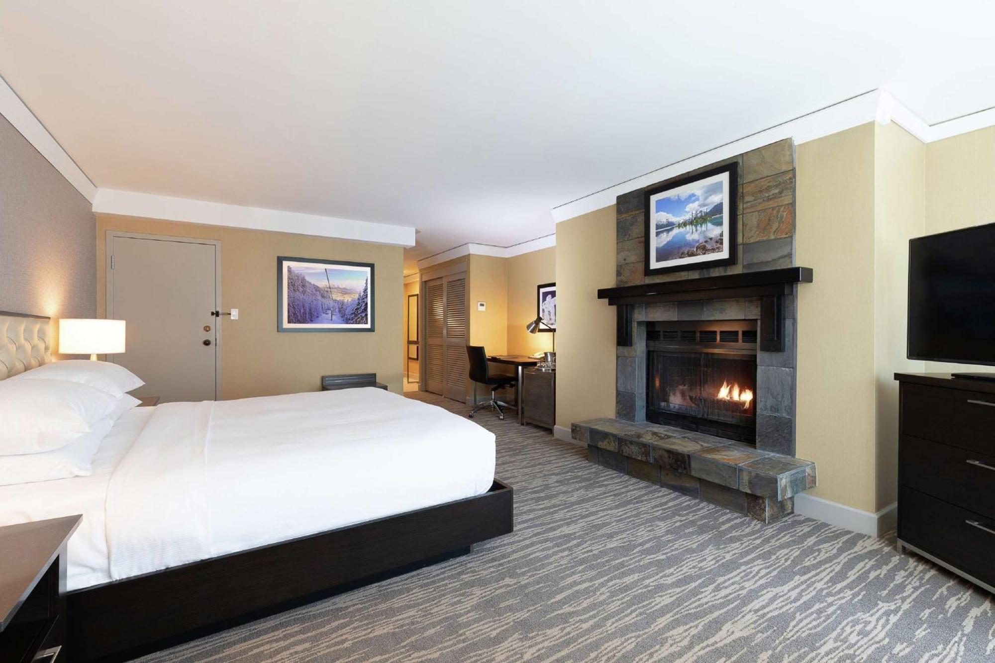 Hilton Whistler Resort & Spa Экстерьер фото