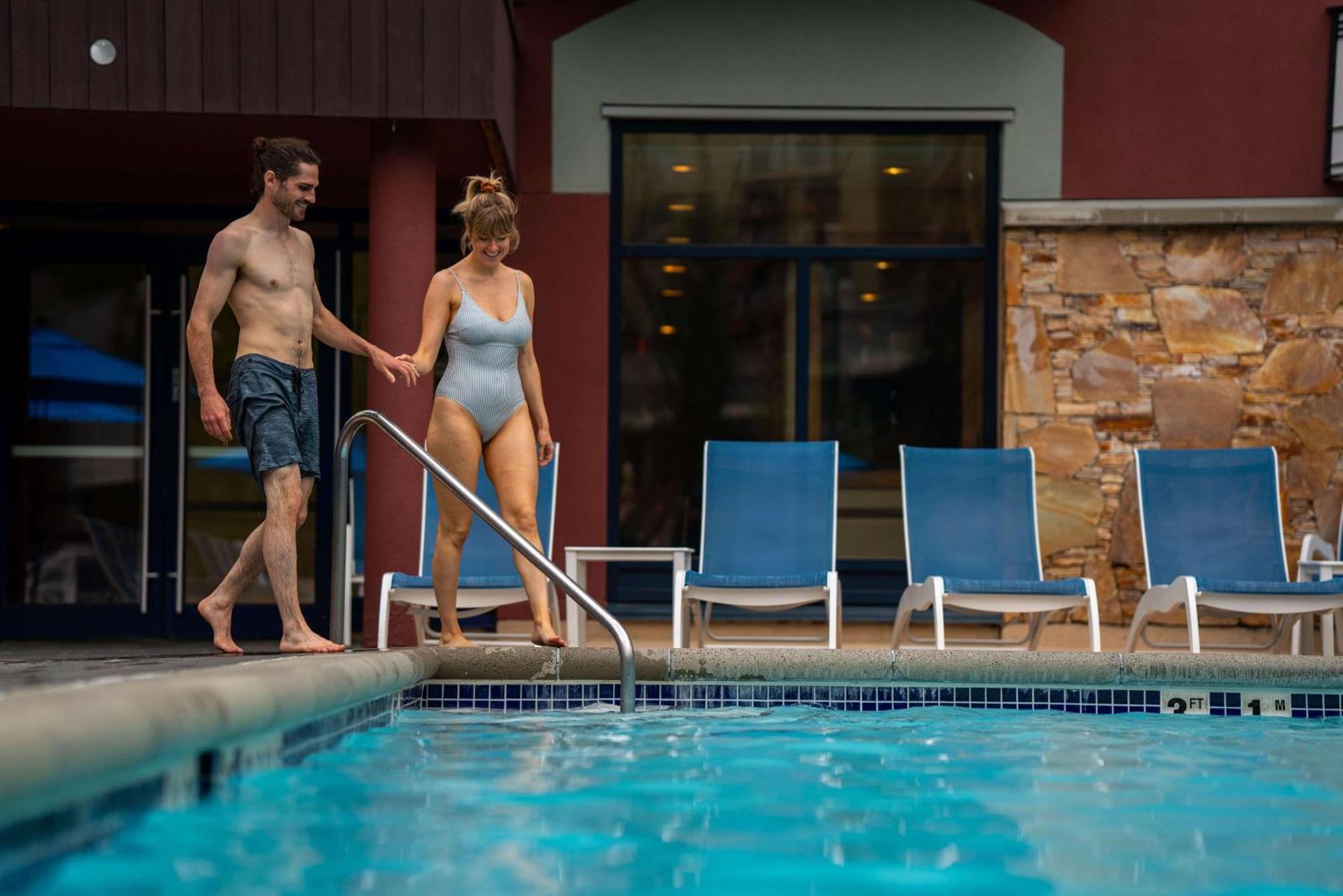 Hilton Whistler Resort & Spa Экстерьер фото