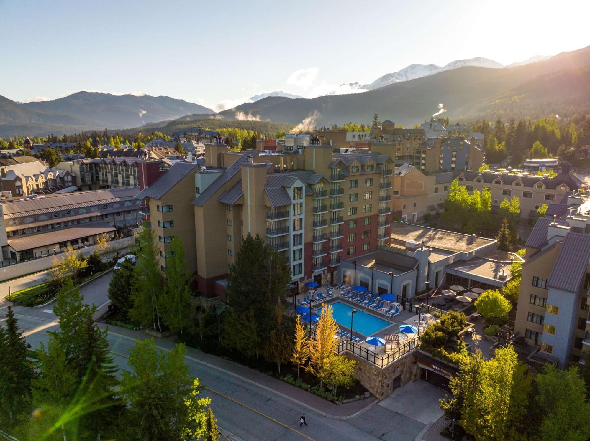 Hilton Whistler Resort & Spa Экстерьер фото