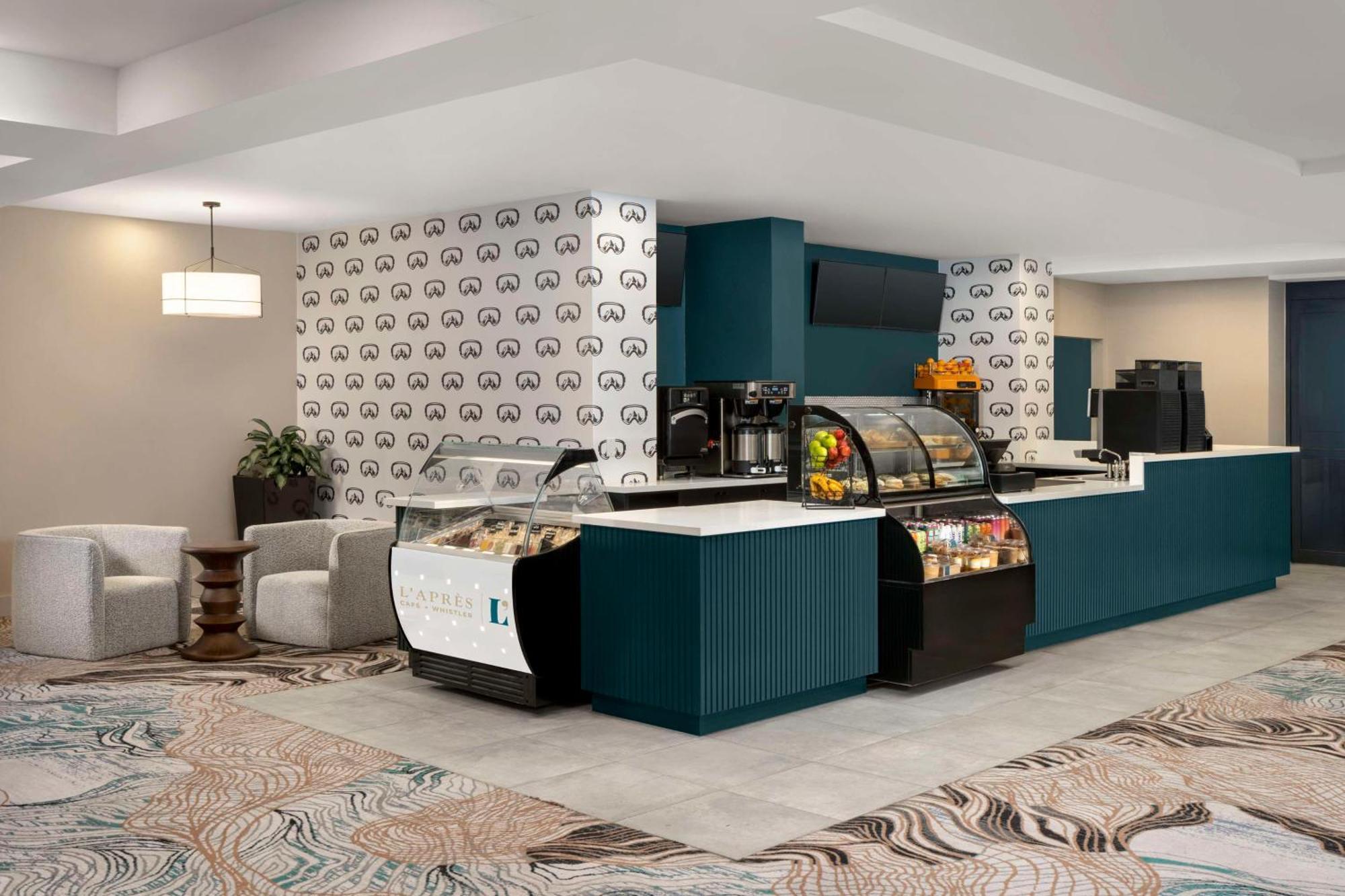 Hilton Whistler Resort & Spa Экстерьер фото