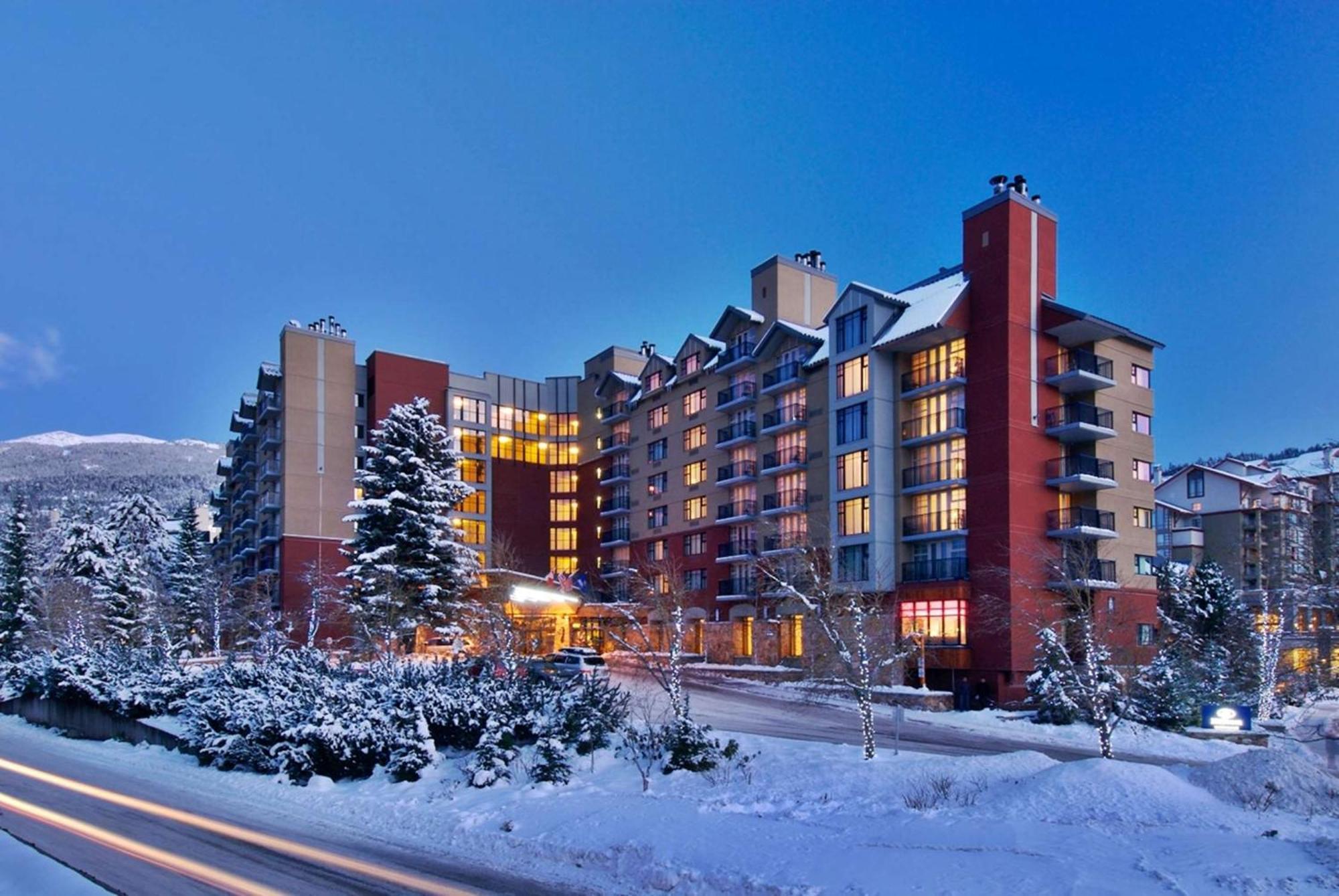 Hilton Whistler Resort & Spa Экстерьер фото